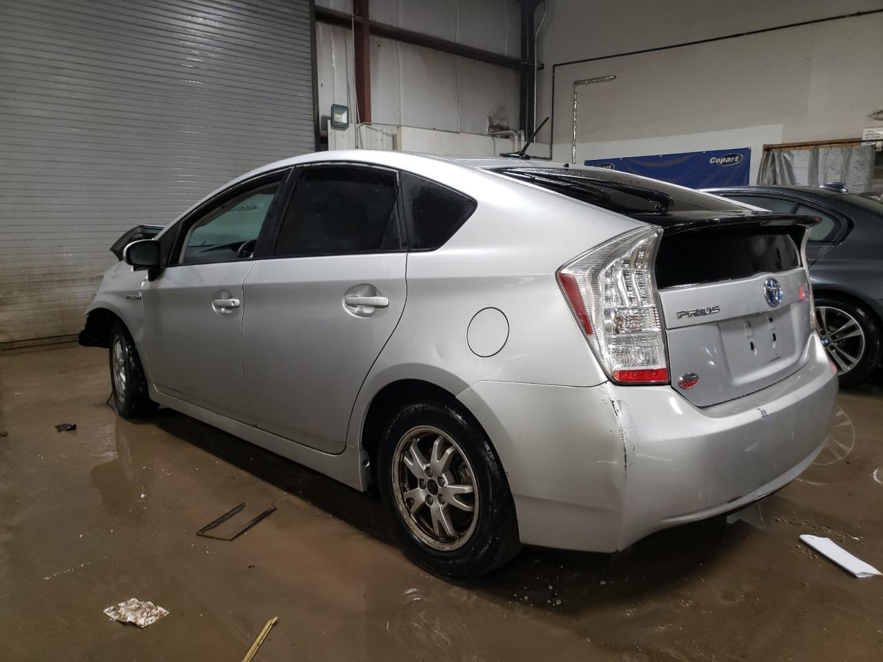 2010 Toyota Prius - Фото 2