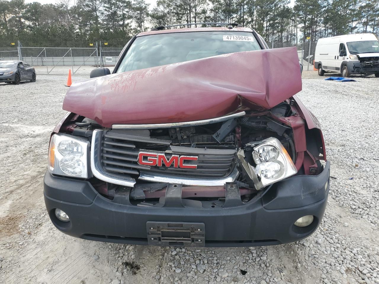 2004 GMC Envoy - Фото 5