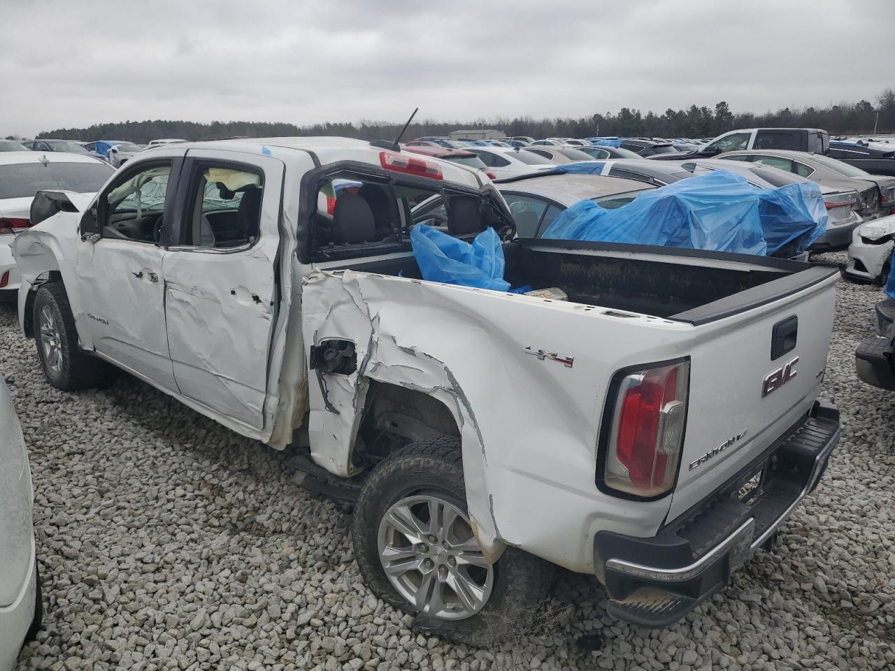 2019 GMC Canyon Sle - Image 2