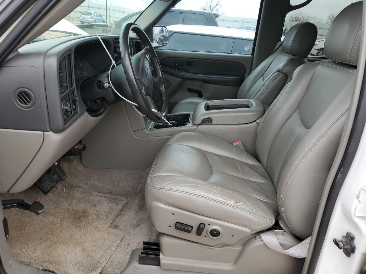 2003 Chevrolet Tahoe C1500 - Image 7