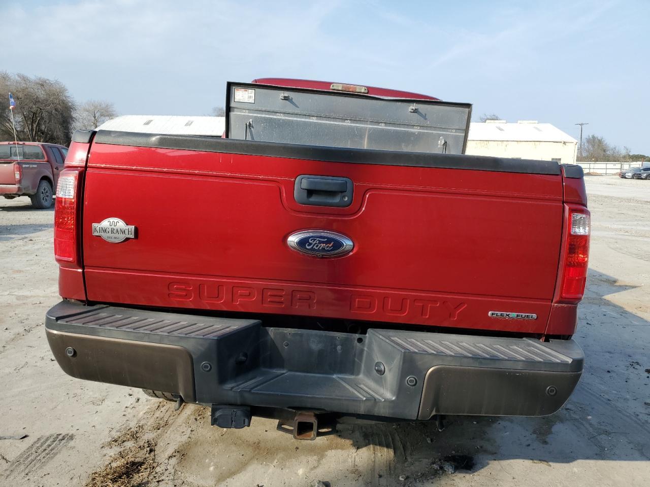 2015 Ford F250 Super Duty - Фото 6