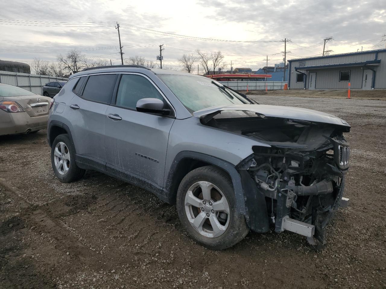 2018 Jeep Compass Latitude - Image 4