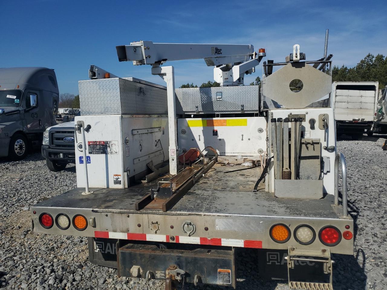 2015 Ford F450 Super Duty - Image 6