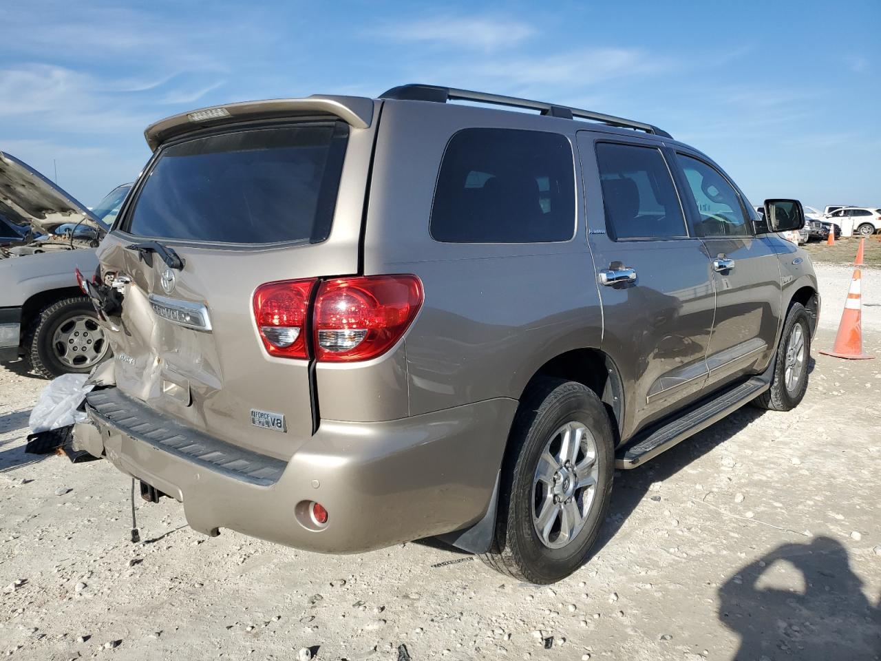 2008 Toyota Sequoia Platinum - Image 3