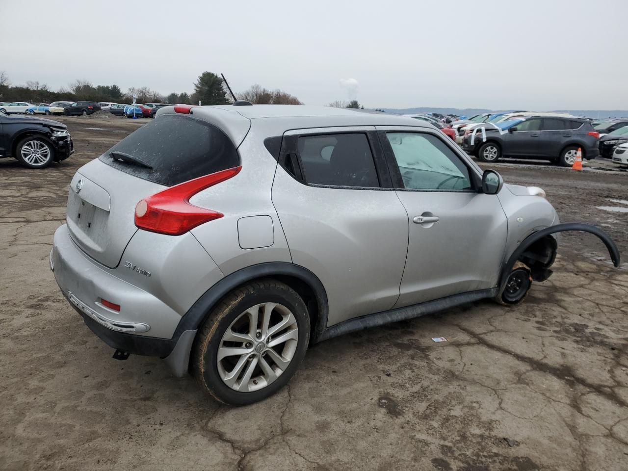 2011 Nissan Juke S - Фото 3