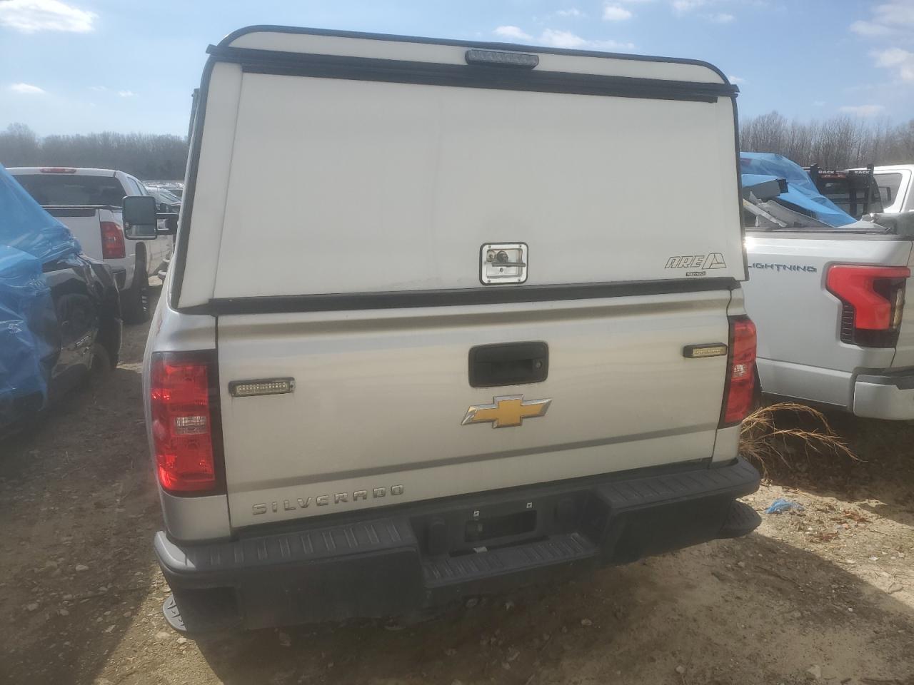 2018 Chevrolet Silverado K1500 - Фото 6