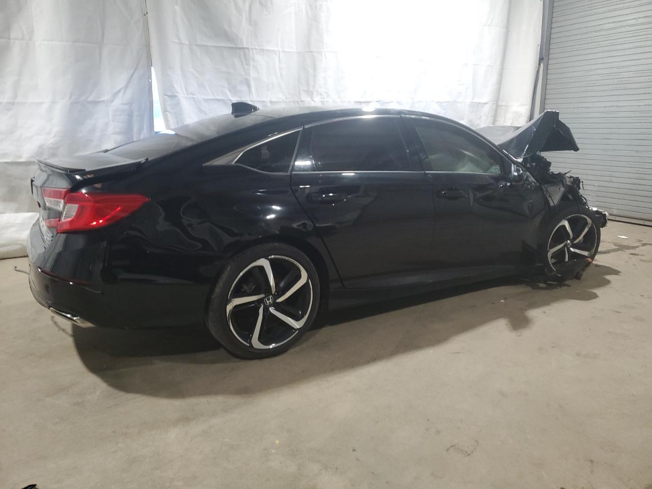 2018 Honda Accord Sport - Фото 3