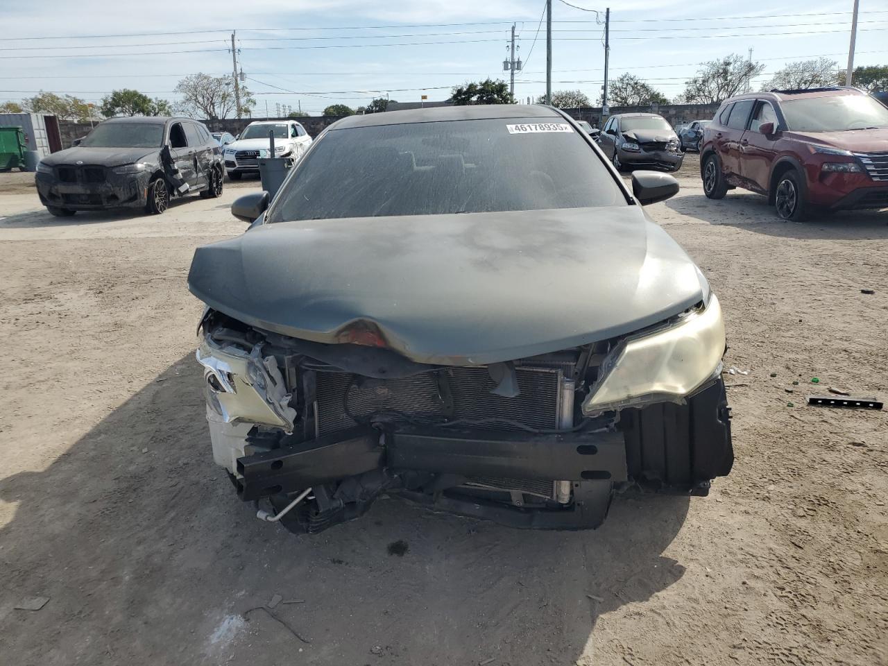 2014 Toyota Camry L - Фото 5