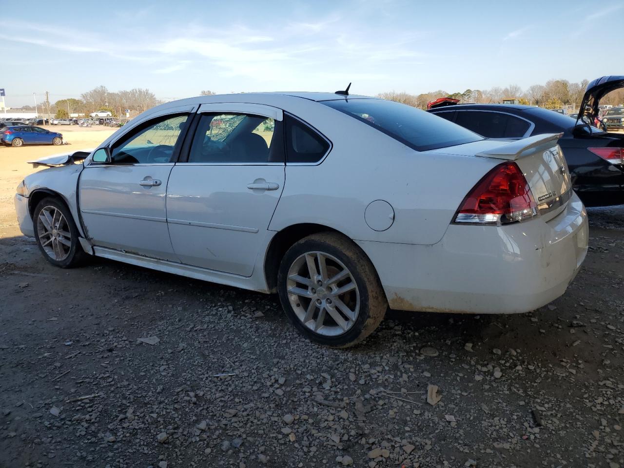 2010 Chevrolet Impala Lt - Фото 2