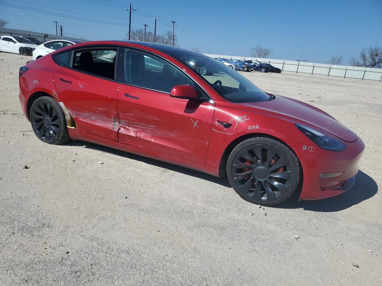 2021 Tesla Model 3 - Фото 4