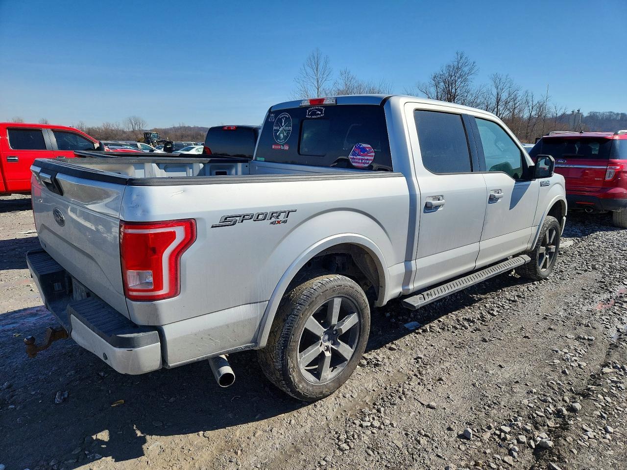 2015 Ford F150 Supercrew - Фото 3
