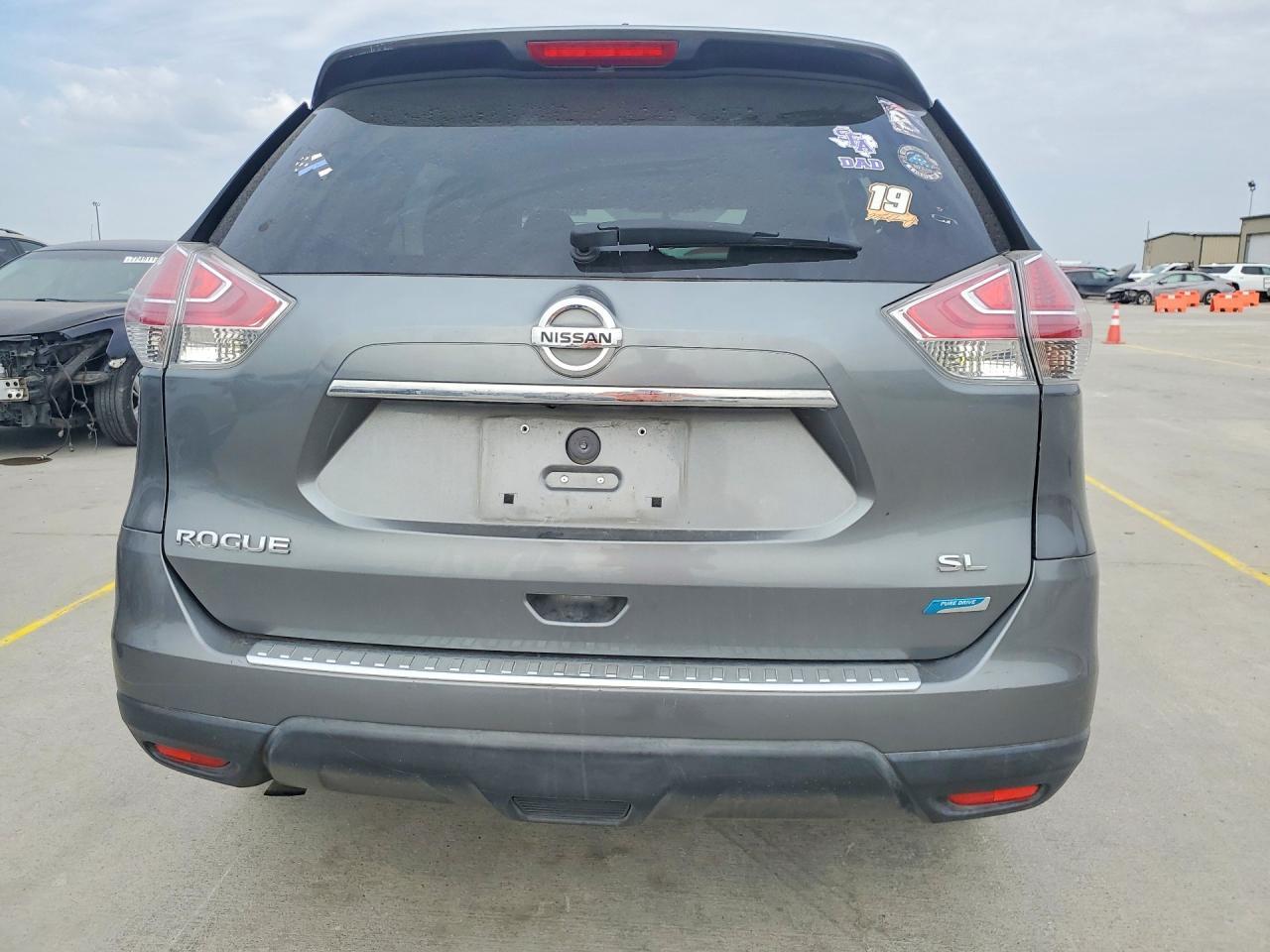 2014 Nissan Rogue S - Image 6