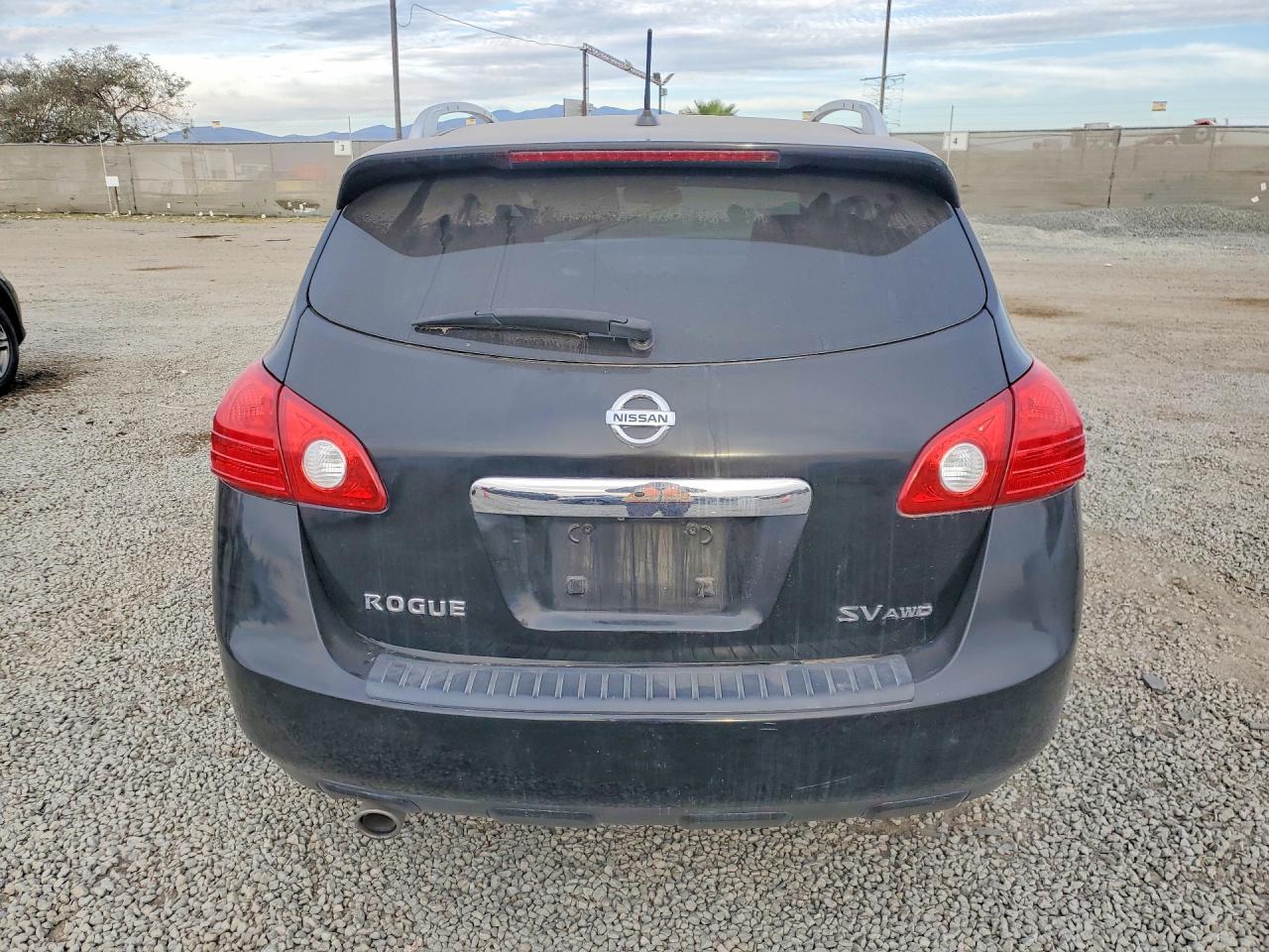 2013 Nissan Rogue S - Image 6