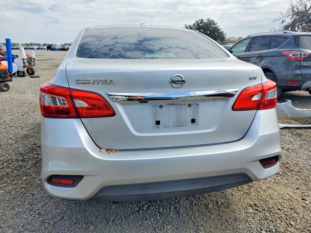 2018 Nissan Sentra Sv - Фото 6