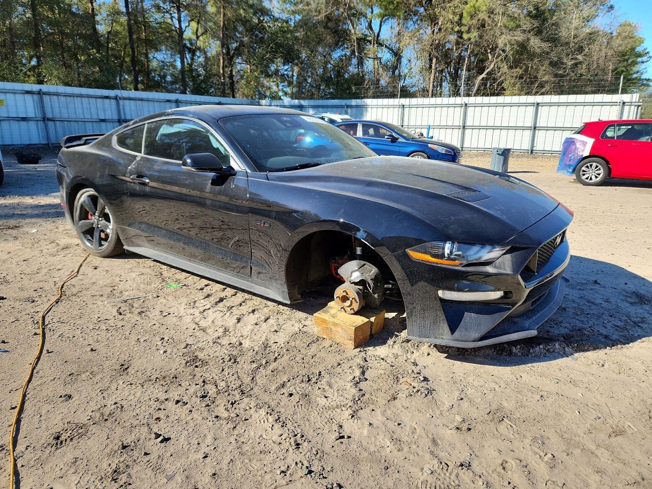 2023 Ford Mustang Gt - Фото 4