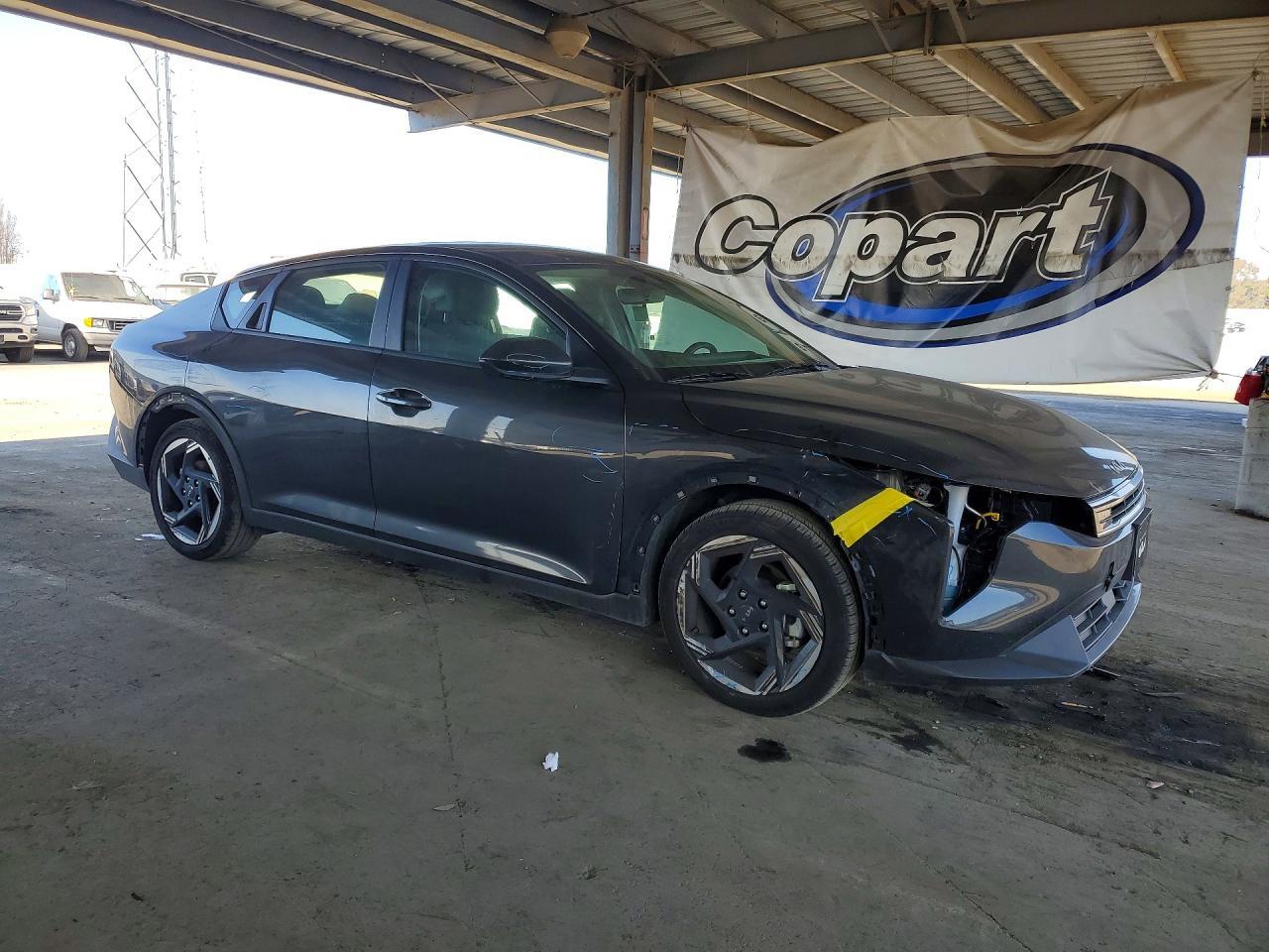 2025 Kia K4 Ex - Фото 4