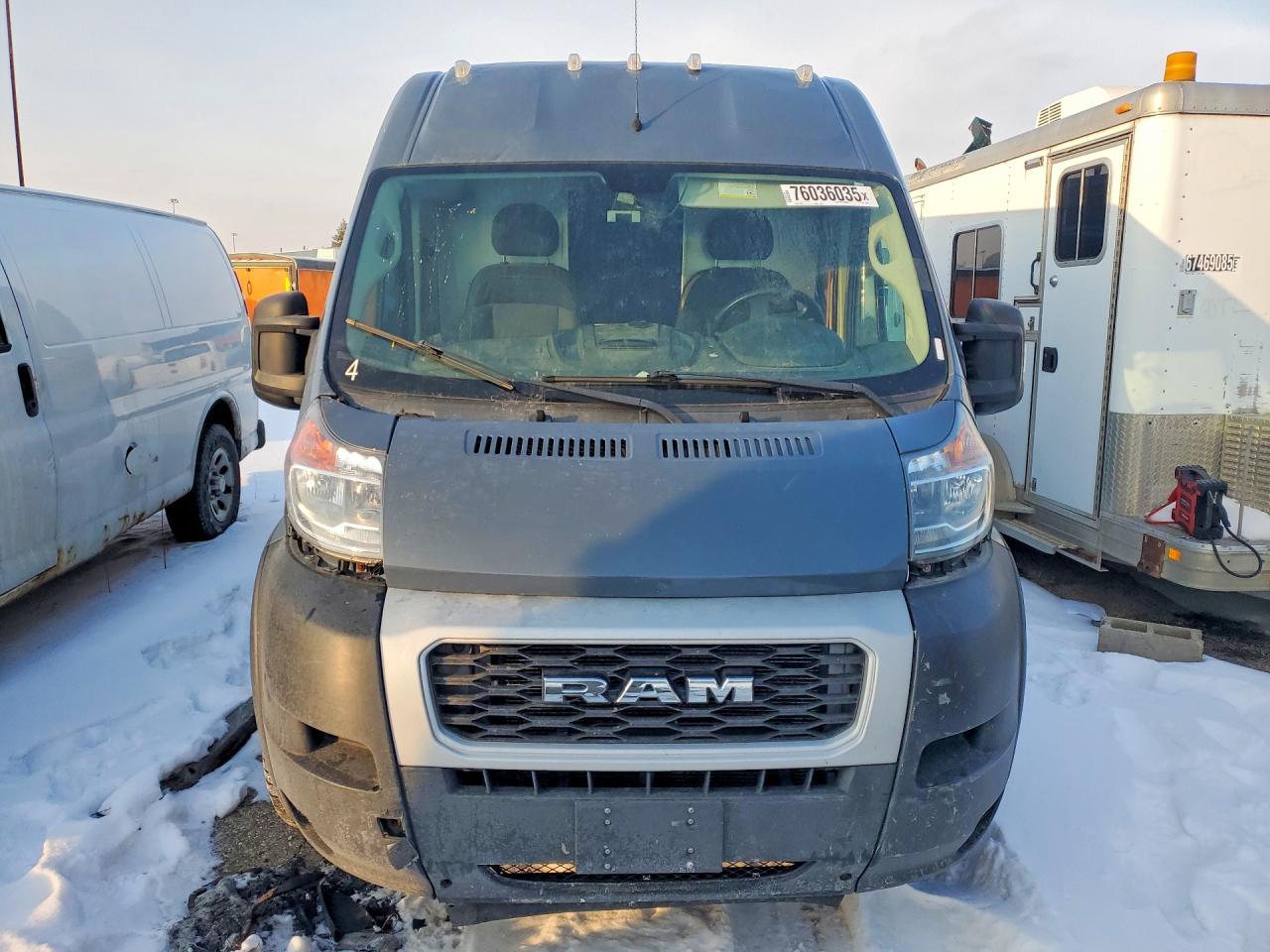 2020 Ram Promaster 2500 Delivery Van - Фото 5