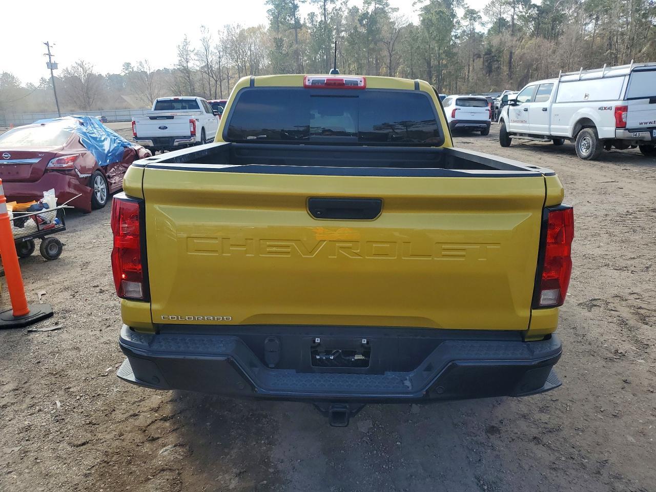 2023 Chevrolet Colorado - Image 6