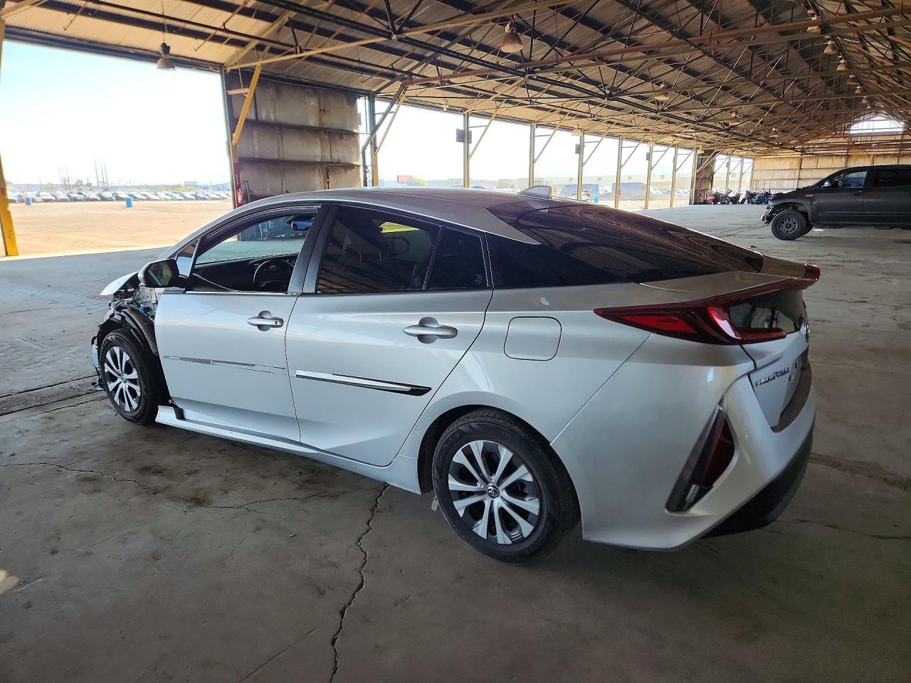 2021 Toyota Prius Prime Xle - Image 2