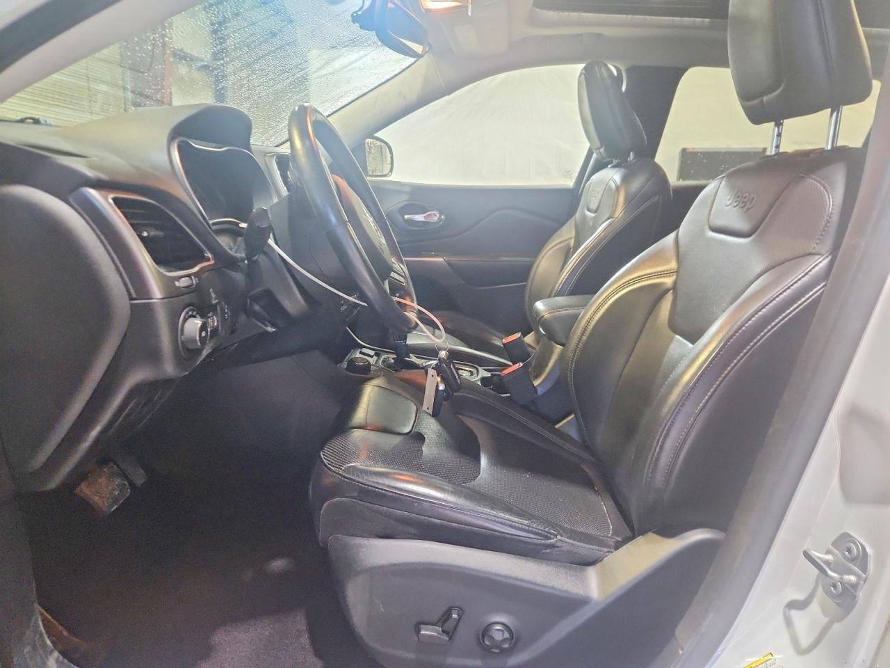 2019 Jeep Cherokee Limited - Image 7