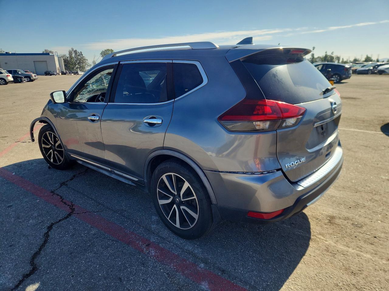 2018 Nissan Rogue S - Image 2