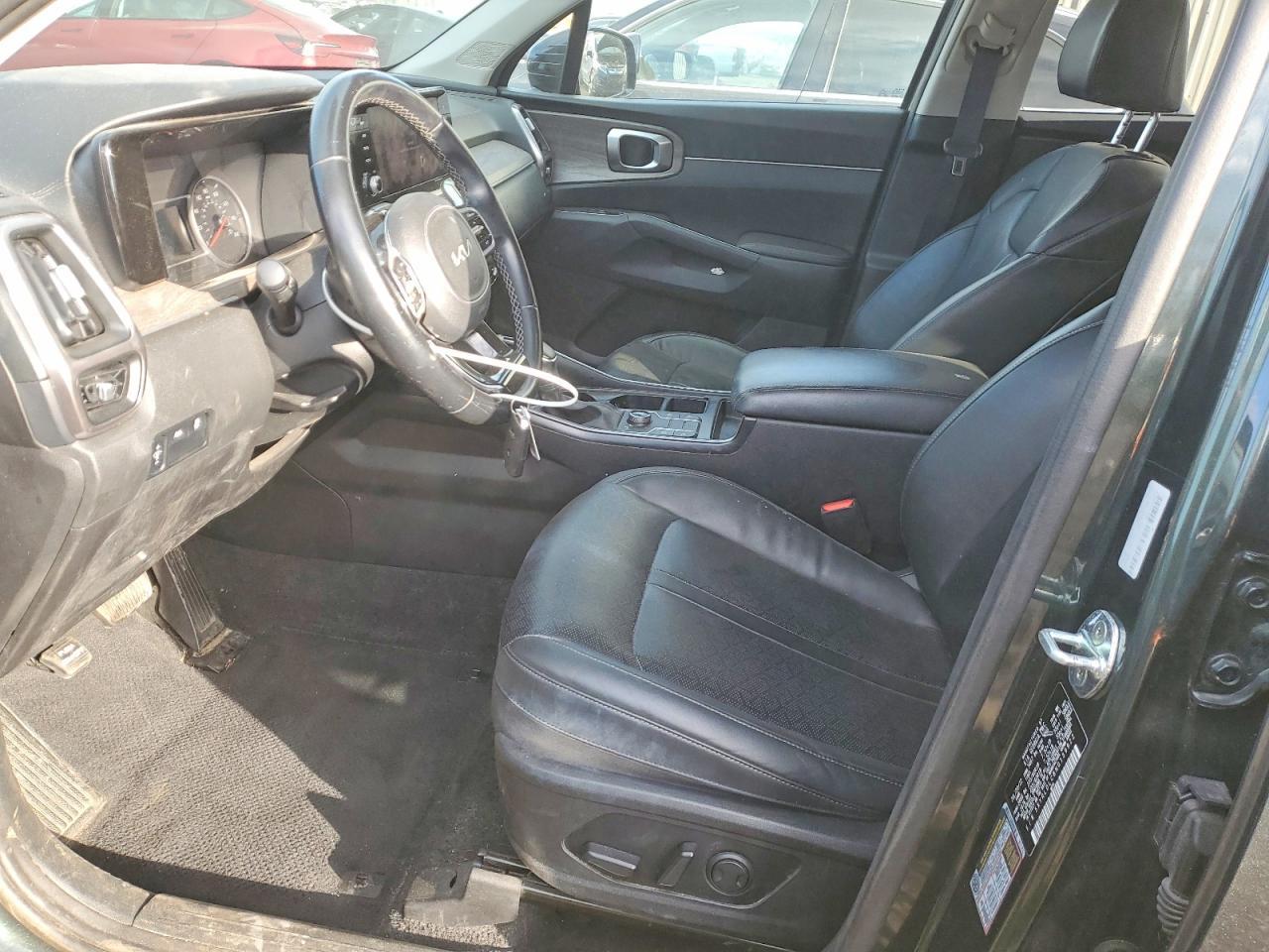 2022 Kia Sorento S - Image 7