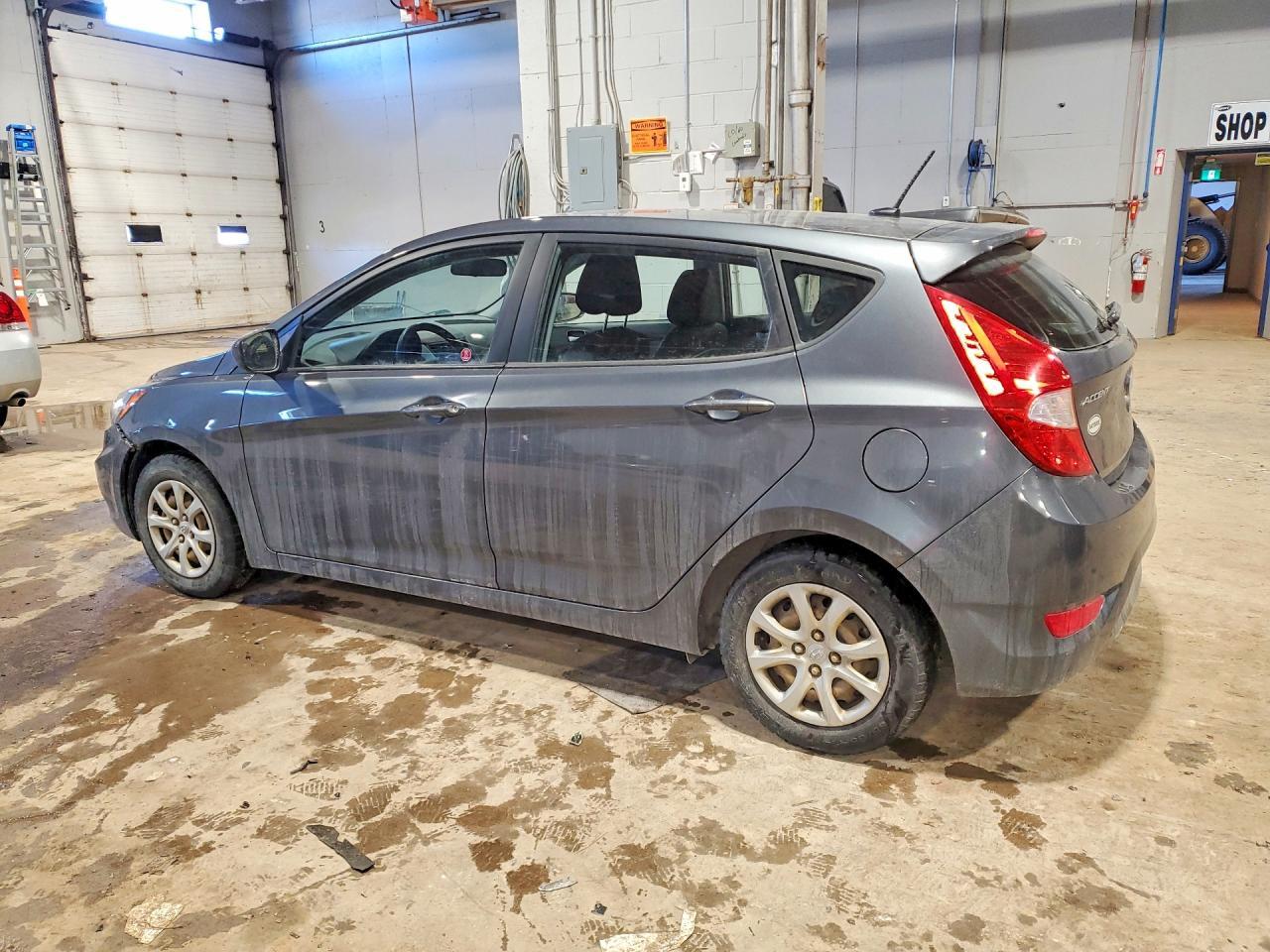 2013 Hyundai Accent Gls - Фото 2