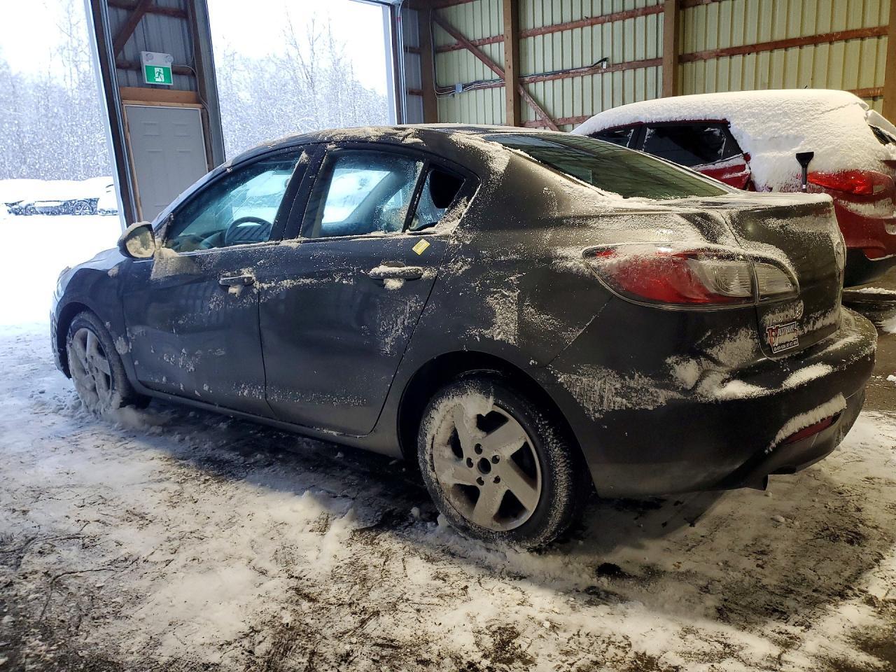 2011 Mazda 3 I - Image 2