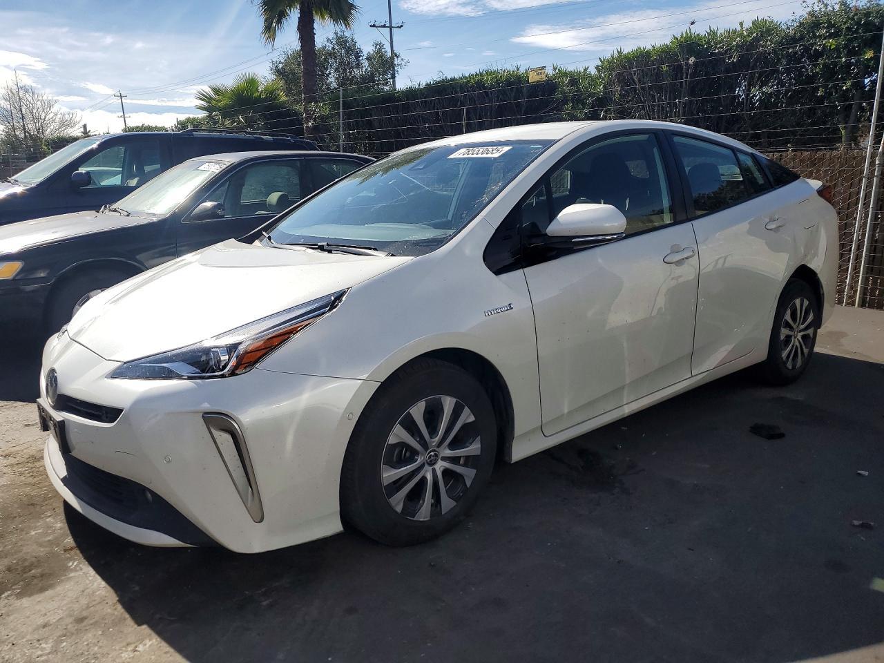 2020 Toyota Prius Le Awd-E