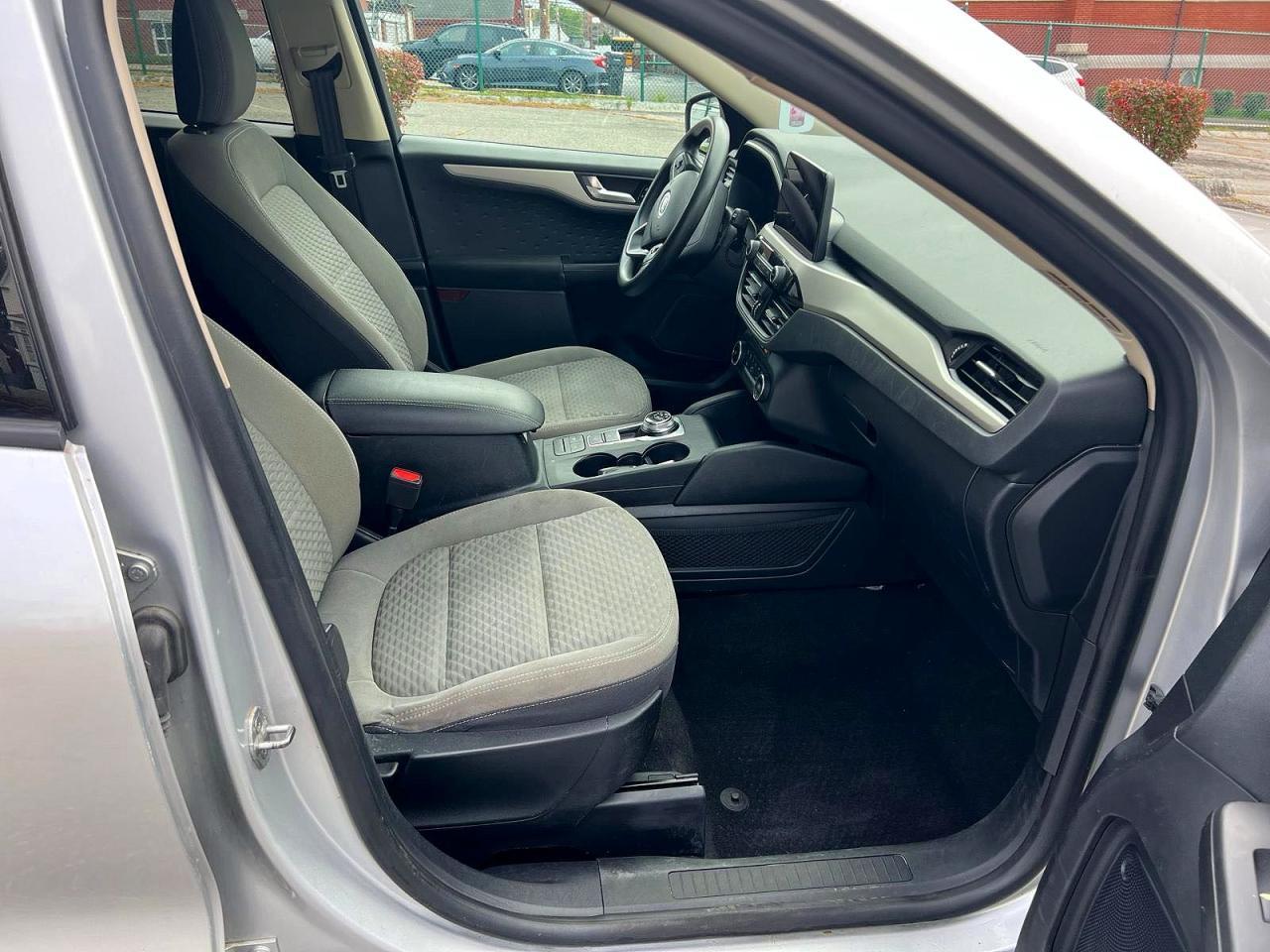 2020 Ford Escape Se - Image 5