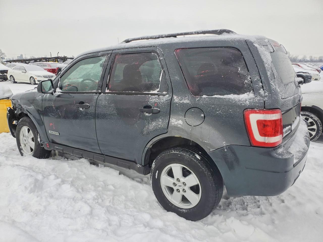 2008 Ford Escape Xlt - Image 2