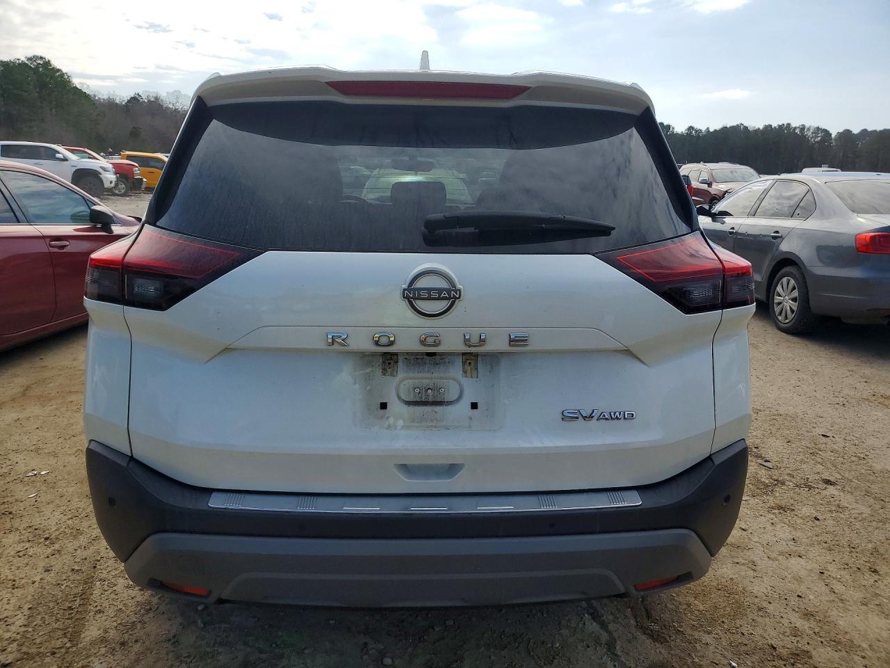 2023 Nissan Rogue Sv - Image 6