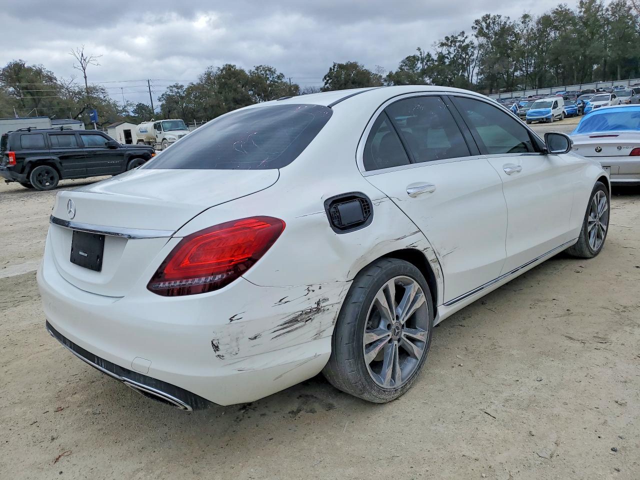 2019 Mercedes-Benz C 300 - Фото 3