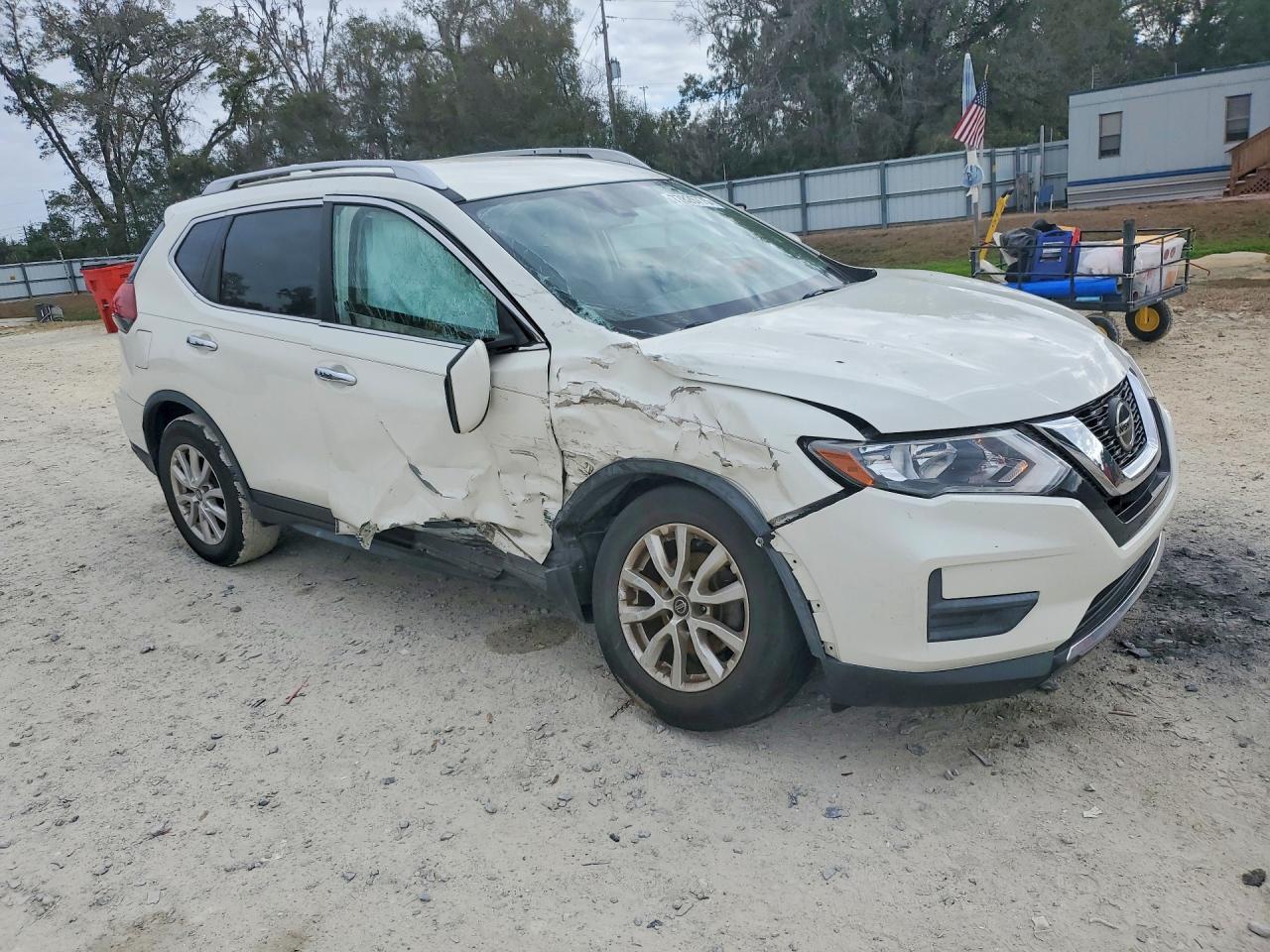 2020 Nissan Rogue Sv - Фото 4
