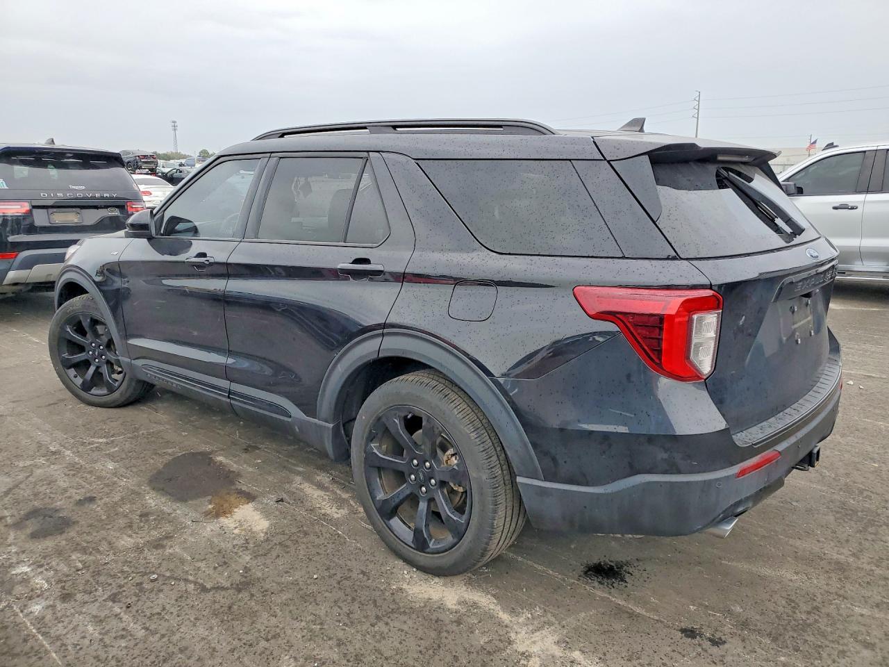 2024 Ford Explorer St-Line - Фото 2