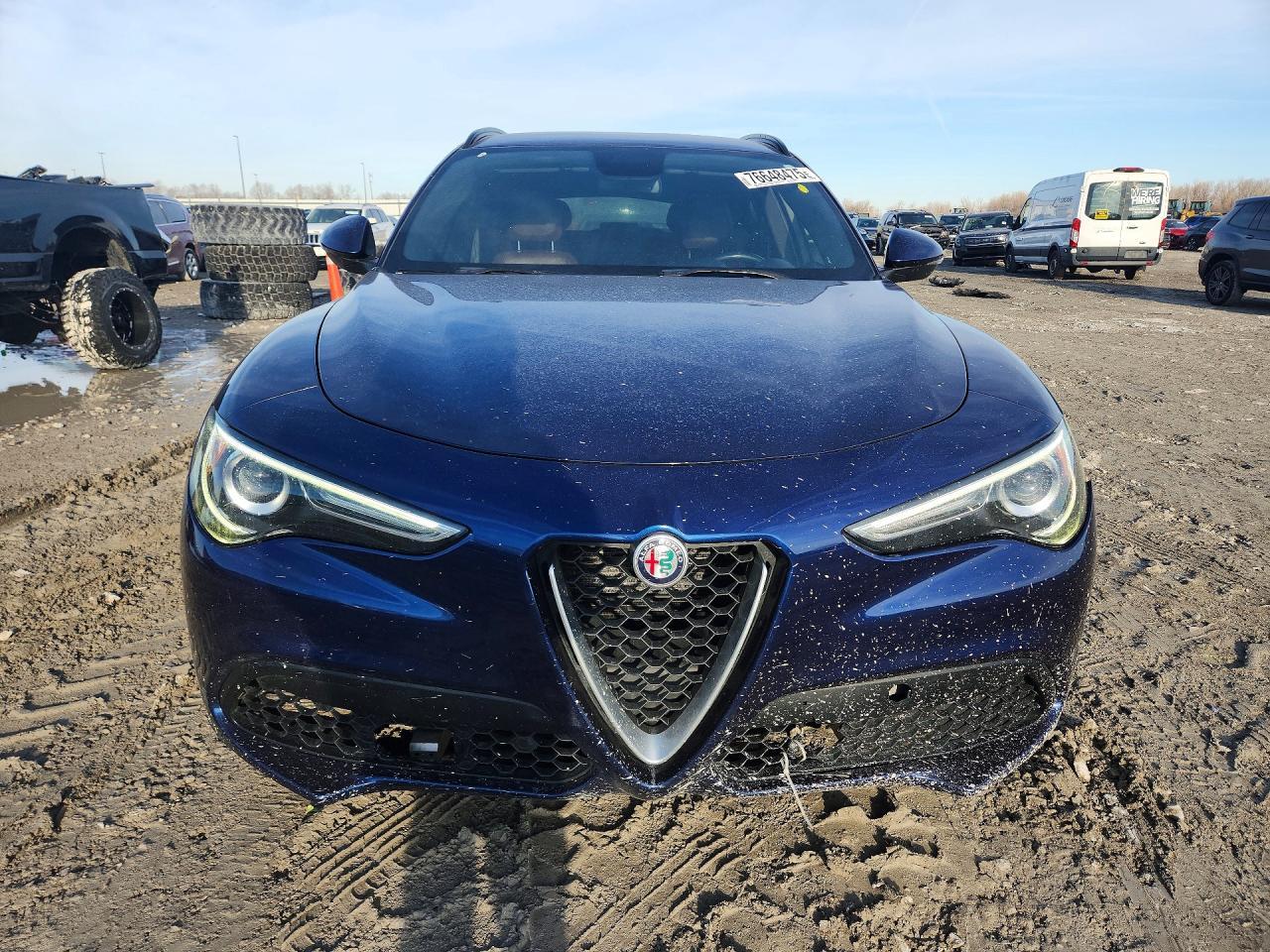 2018 Alfa Romeo Stelvio Ti Sport - Image 5