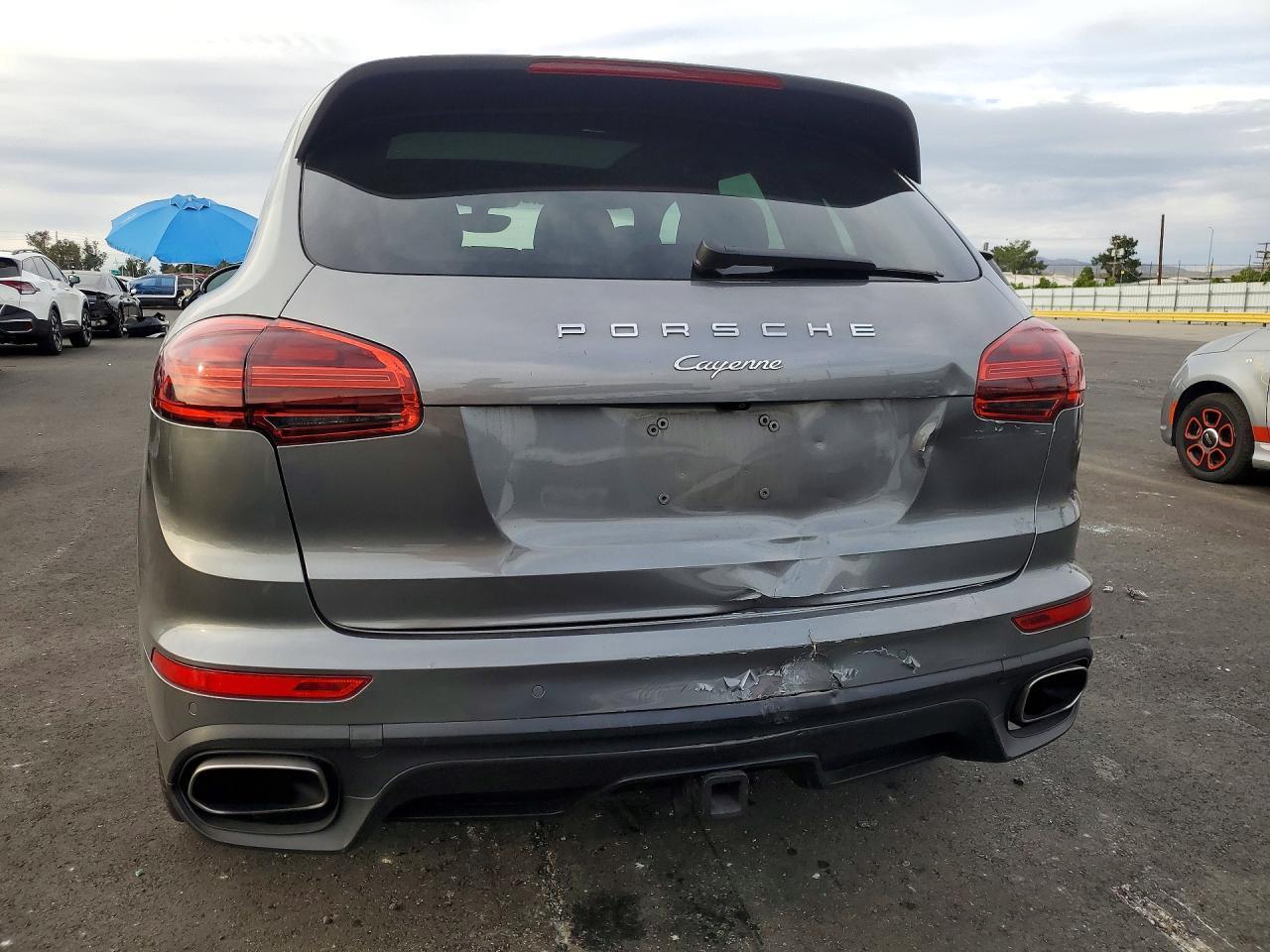 2016 Porsche Cayenne - Фото 6