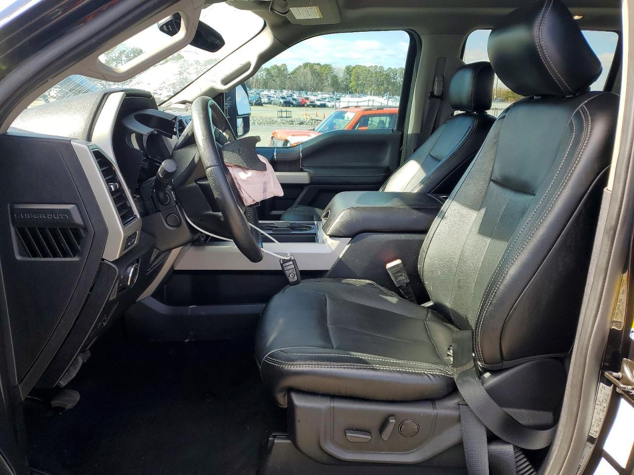 2020 Ford F250 Super Duty - Фото 7