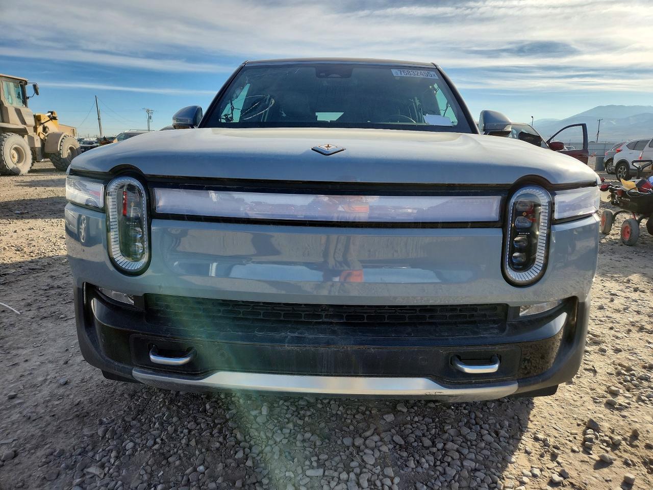 2022 Rivian R1S Launch Edition - Фото 5