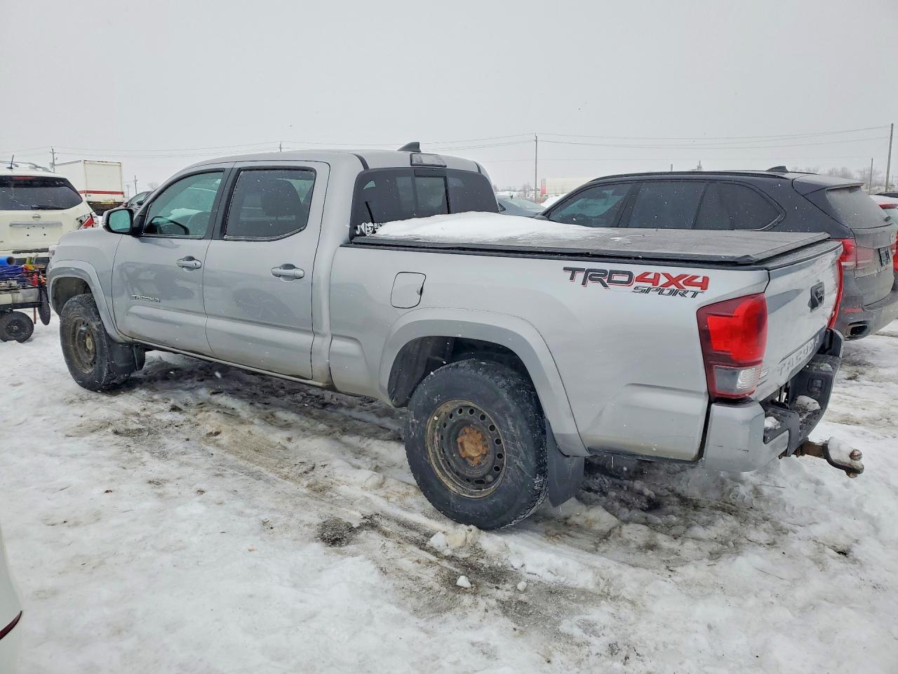 2018 Toyota Tacoma Double Cab - Фото 2
