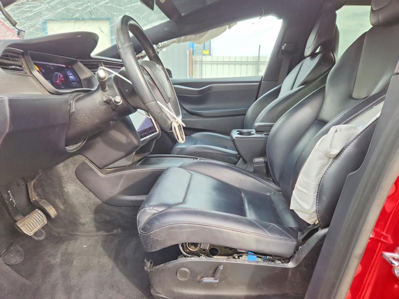 2018 Tesla Model X - Фото 7