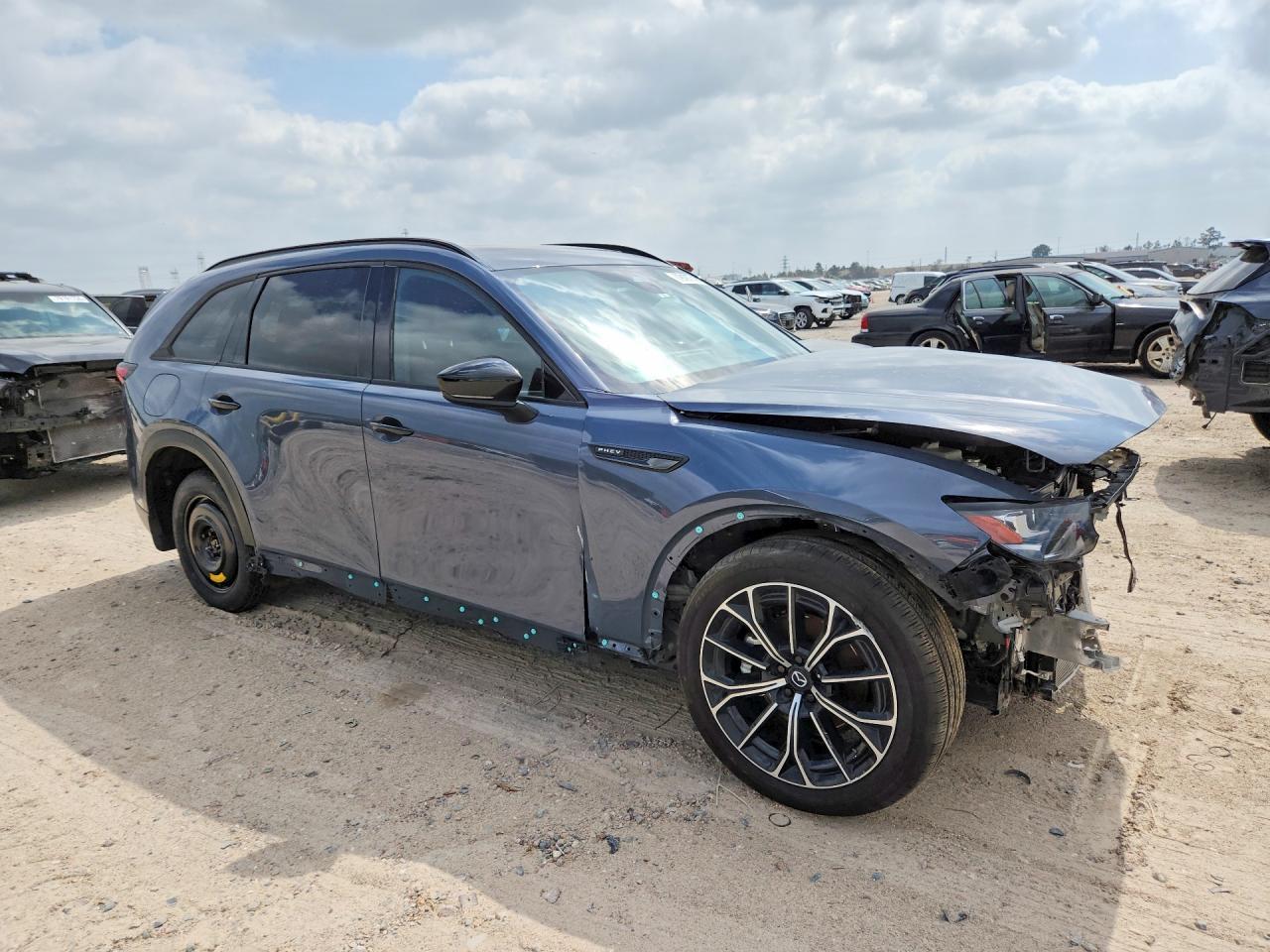 2025 Mazda Cx-70 Premium Plus - Image 4