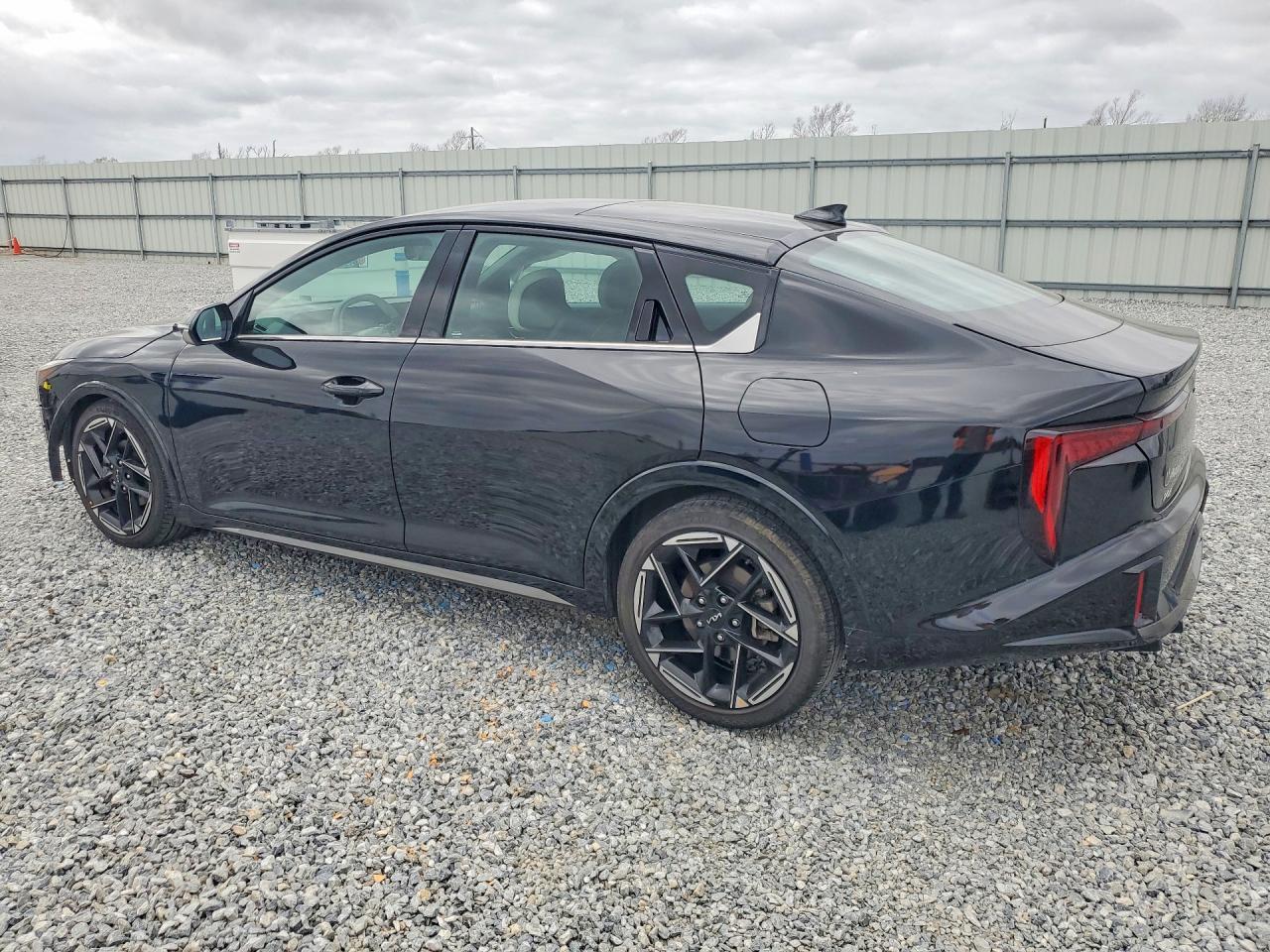 2025 Kia K4 Gt Line - Фото 2
