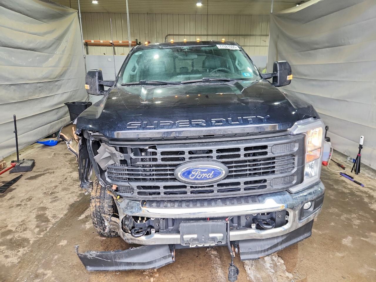 2024 Ford F350 Super Duty - Фото 5