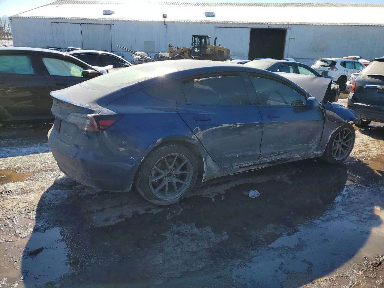 2021 Tesla Model 3 - Image 3