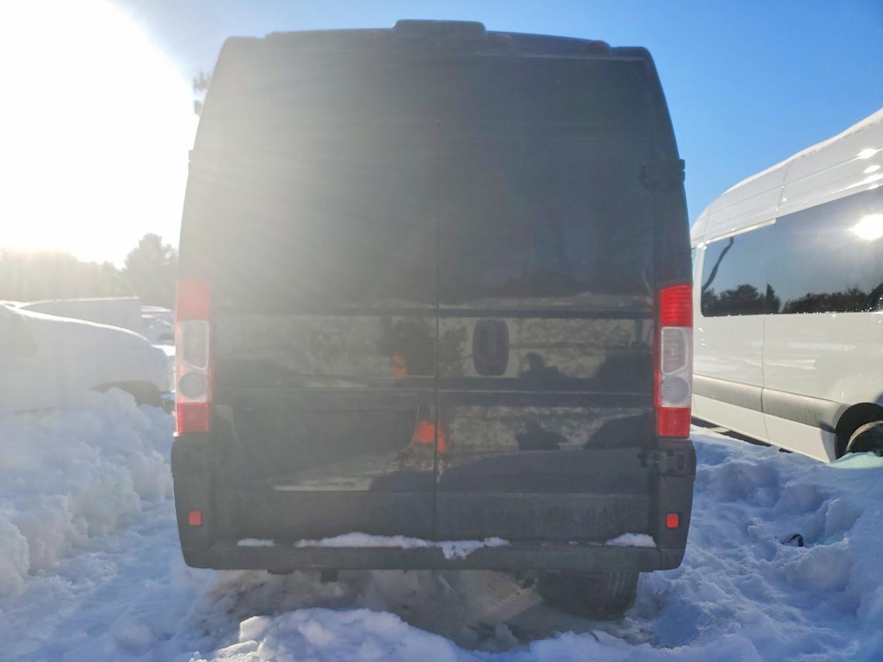 2023 Ram Promaster 2500 High Roof Delivery Van - Фото 6