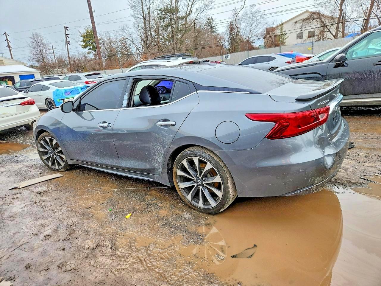 2017 Nissan Maxima 3.5S - Фото 2