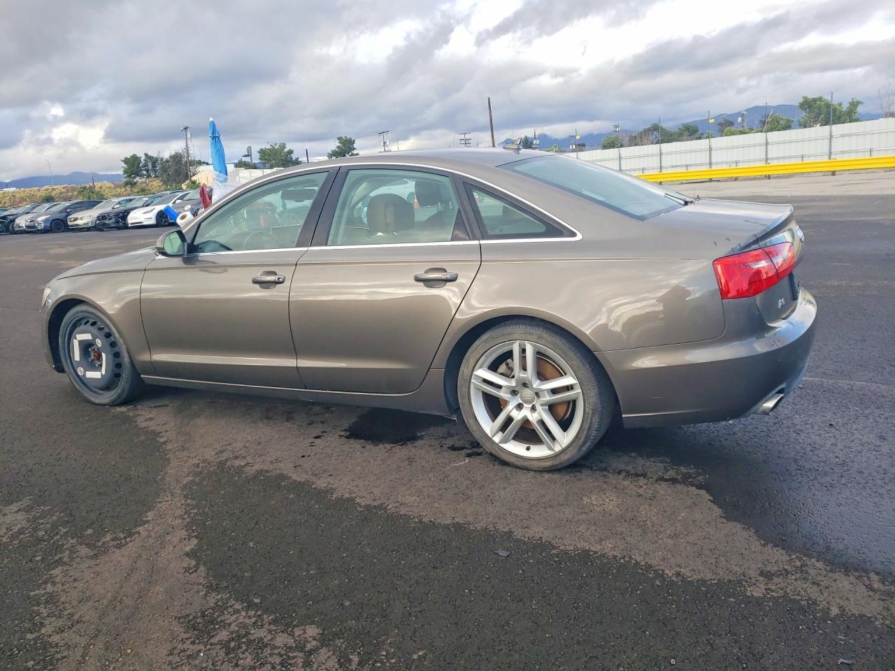 2014 Audi A6 Premium Plus - Фото 2