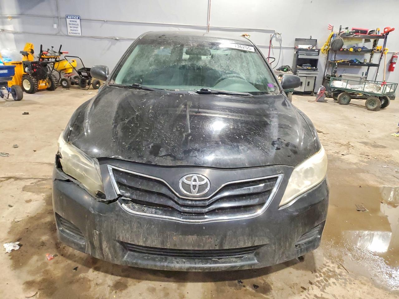 2011 Toyota Camry Base - Фото 5