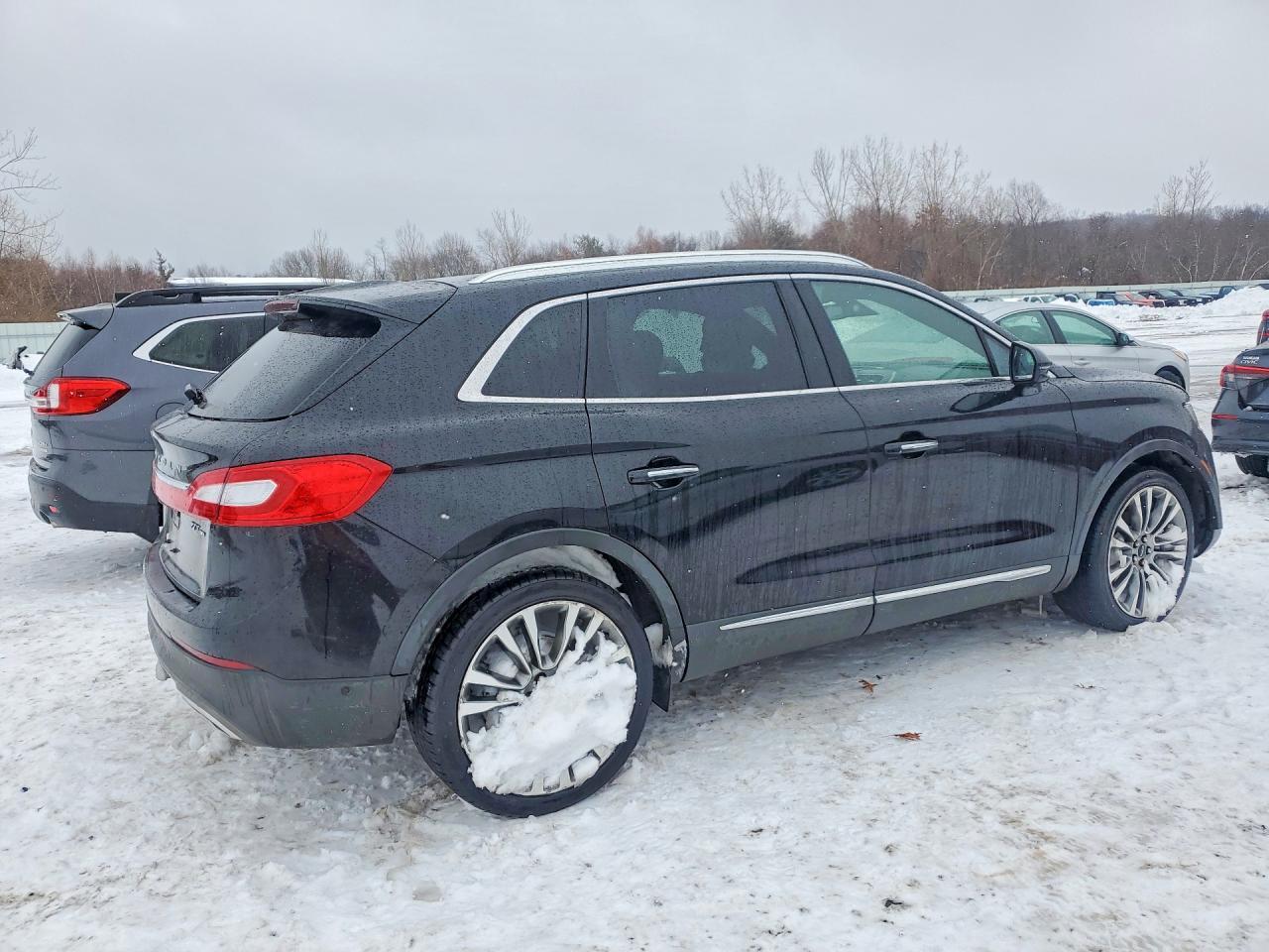 2017 Lincoln Mkx Reserve - Image 3